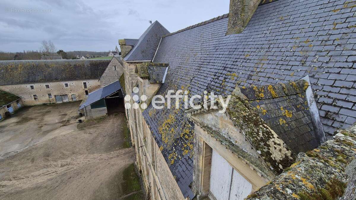 Maison à VIENNE-EN-BESSIN