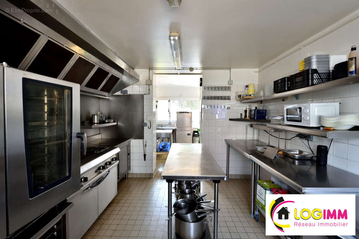 226 m² à Saint-Amand-Les-Eaux  - photo 9