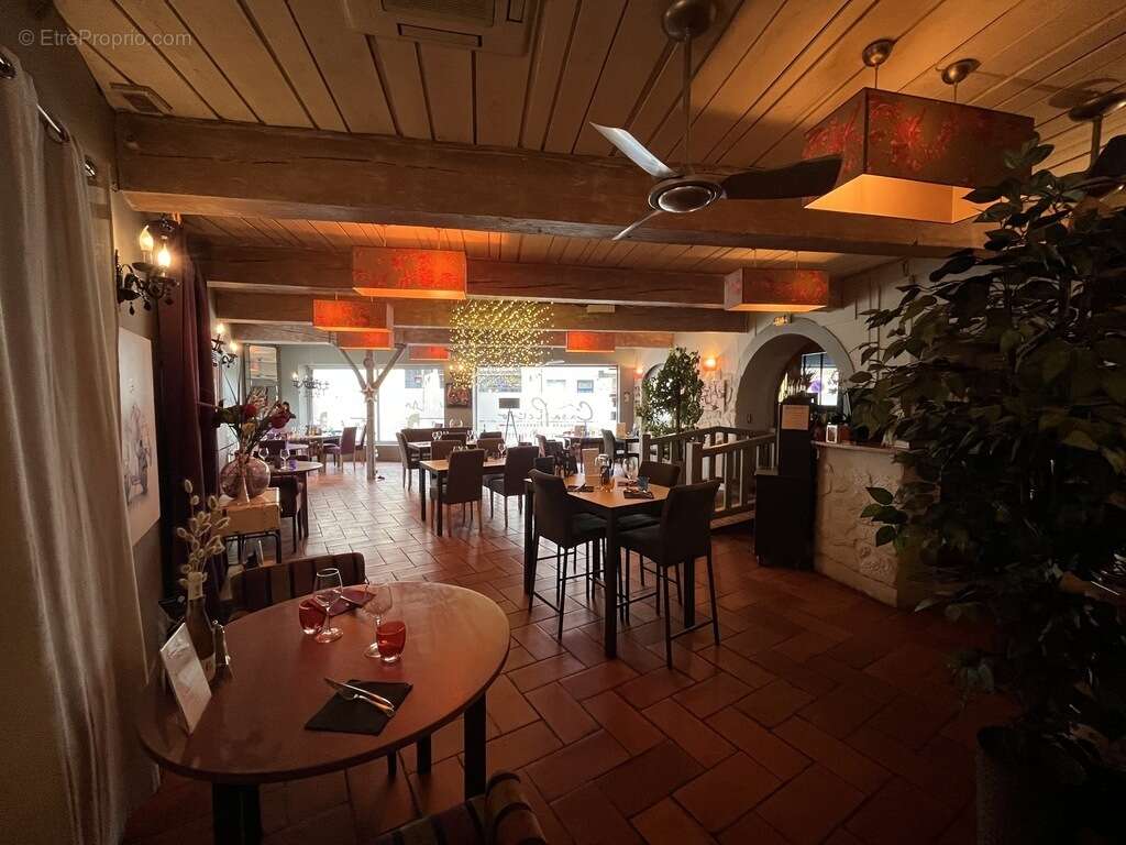 Commerce à VILLENEUVE-SUR-LOT