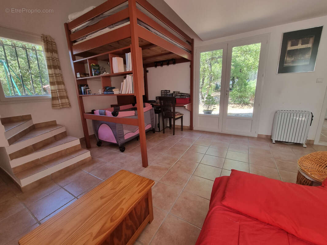 Maison à REGUSSE