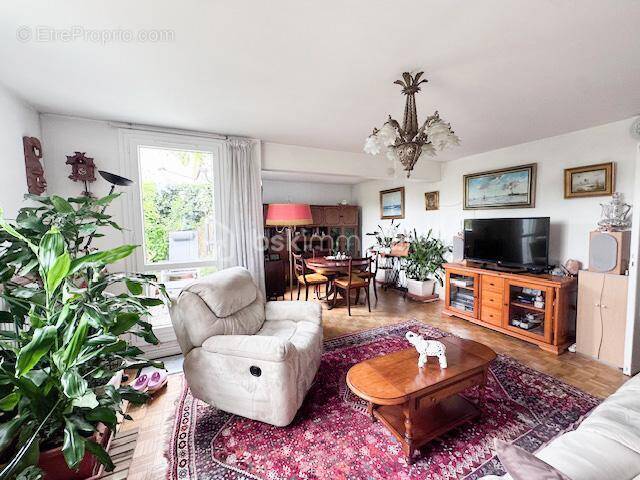 Appartement à ROISSY-EN-BRIE