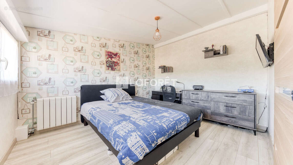 Maison à vendre à Roissy En Brie 4 pièce(s) 105.74 m2 - photo 6