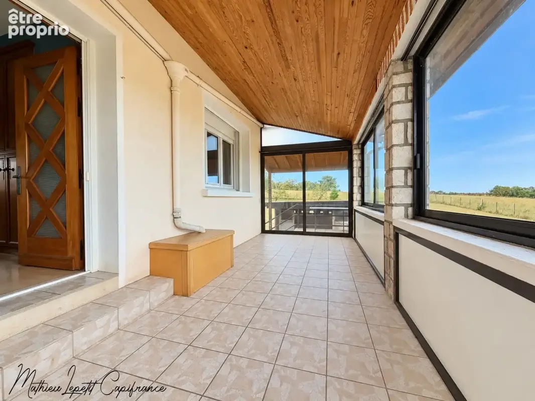 à vendre LIMEYRAT – Maison T4 sur terrain clos et arboré de 3 250 m²/kota finlandais en bois - photo 9