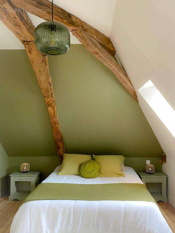 Maison à NEUILLE-PONT-PIERRE