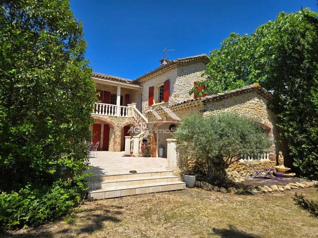 Maison à ALLEGRE-LES-FUMADES