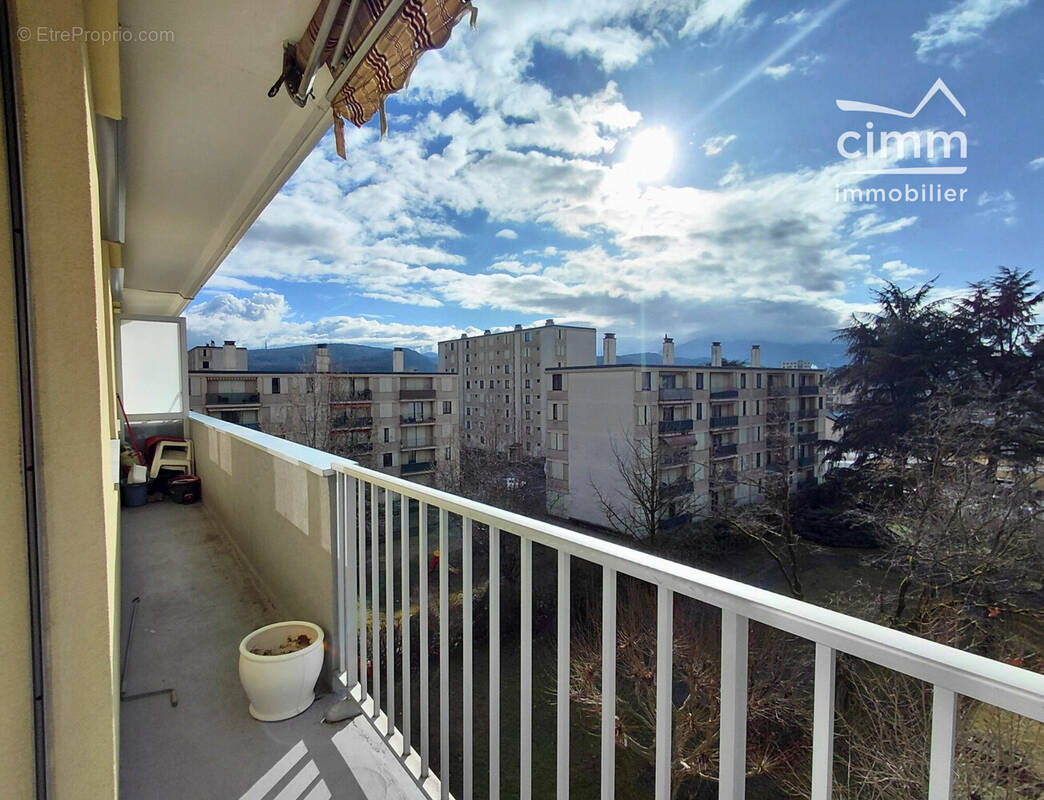 Balcon - Appartement à ECHIROLLES
