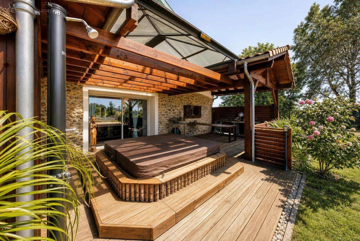 Maison premium de 264 m² à Orist - photo 2