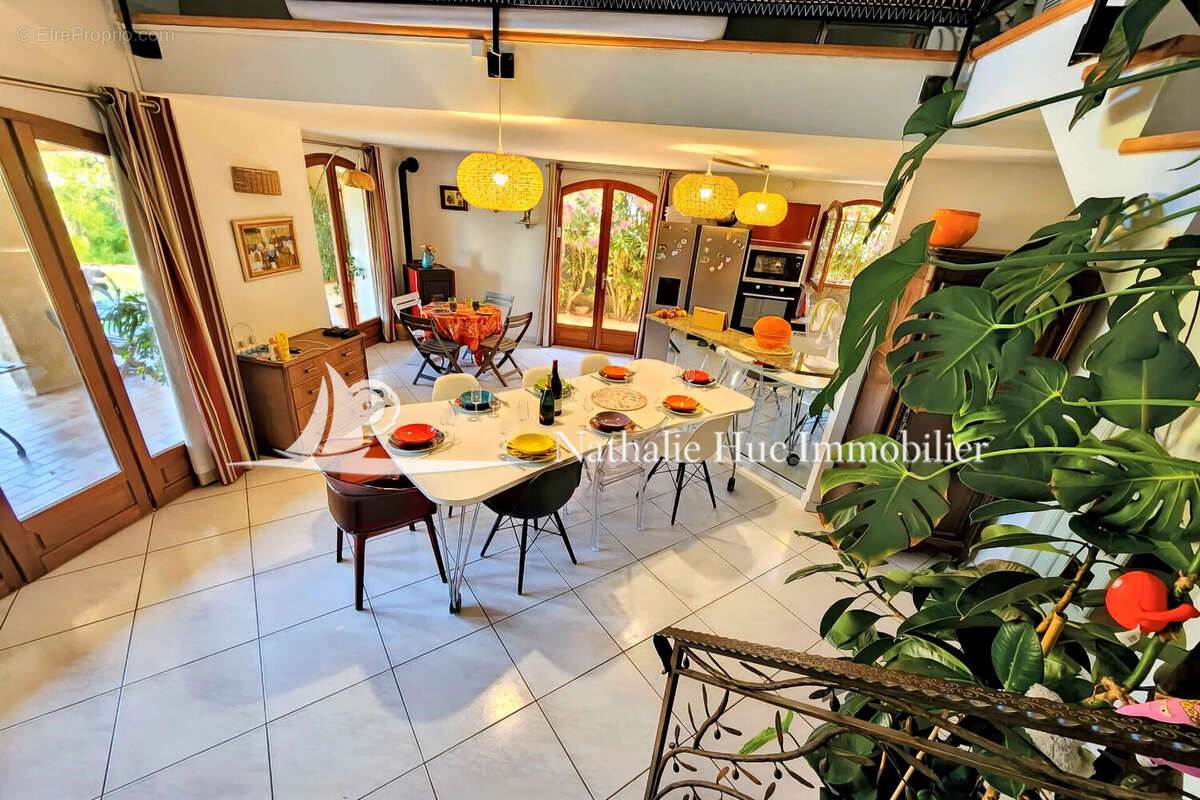 Maison 189 m² à Le Barcares  - photo 2