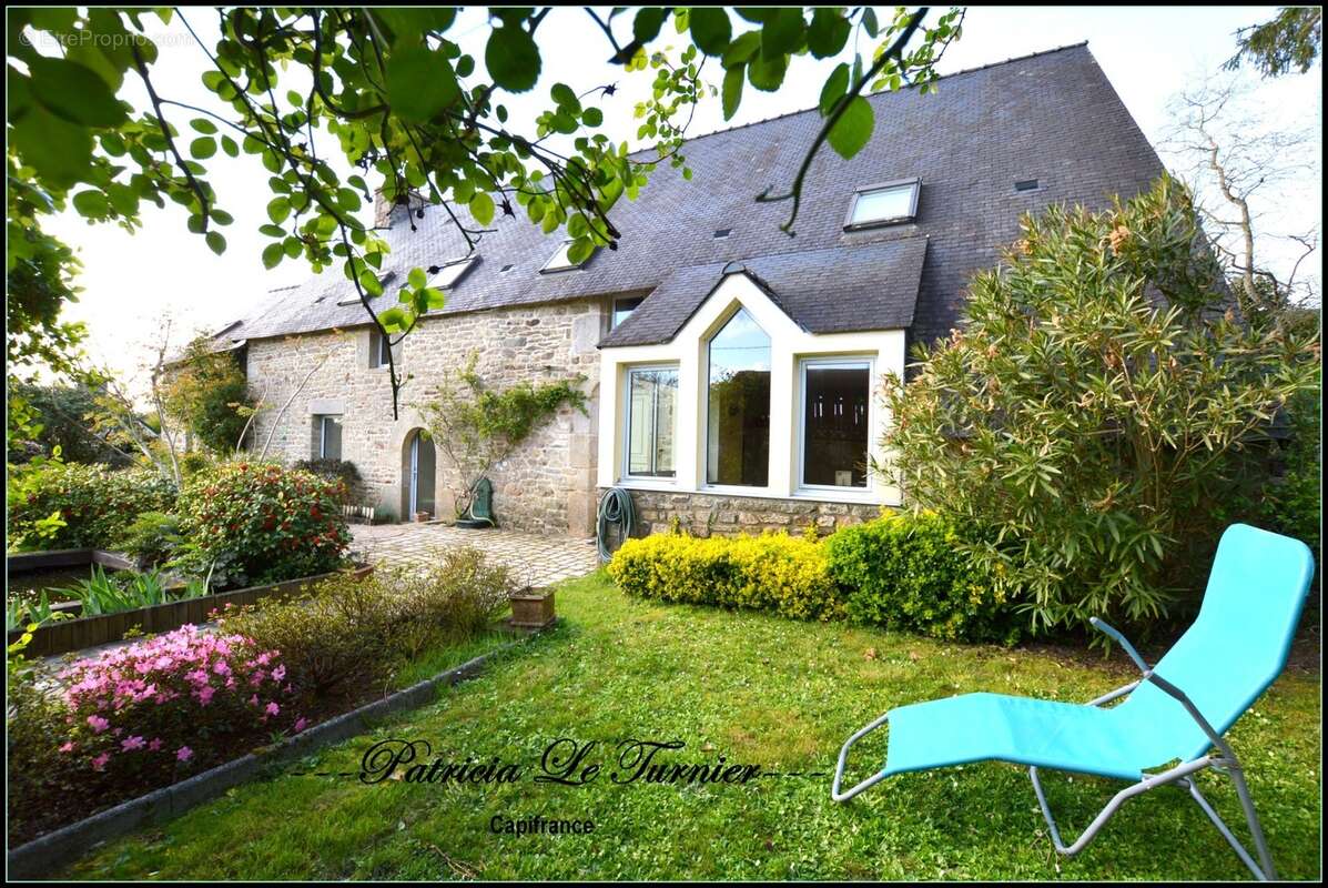 Maison en pierre" Longère" à vendre 6 pièces 194 m²  LANDEVANT (56) Morbihan Sud en BRETAGNE - photo 2