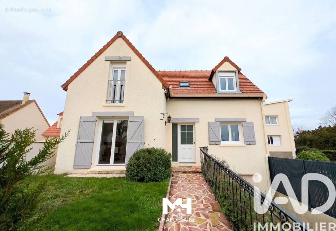 Photo 1 - Maison à OLLAINVILLE