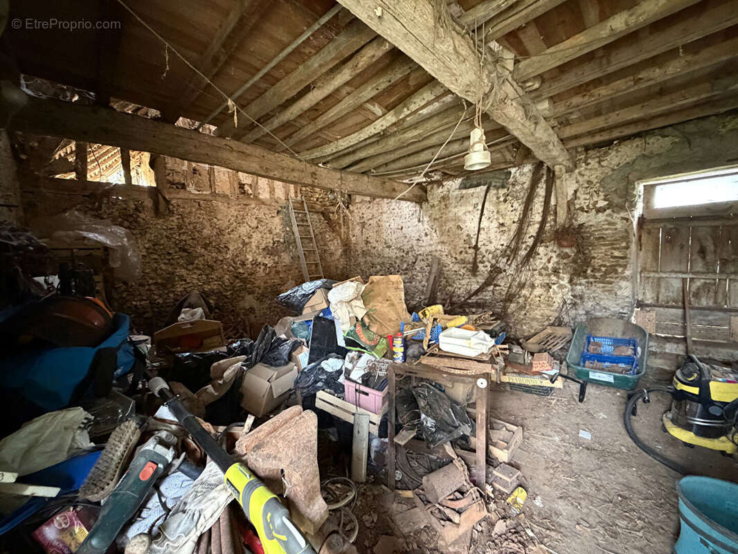 Maison à HOUDAN