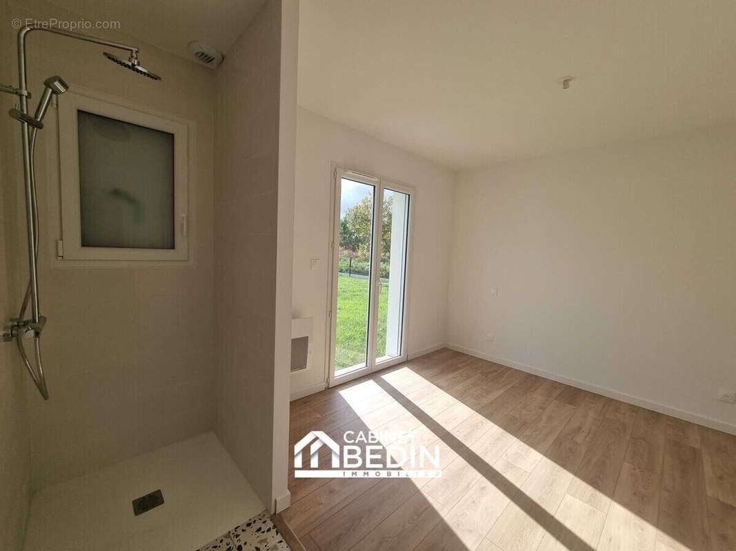 Maison à PARENTIS-EN-BORN