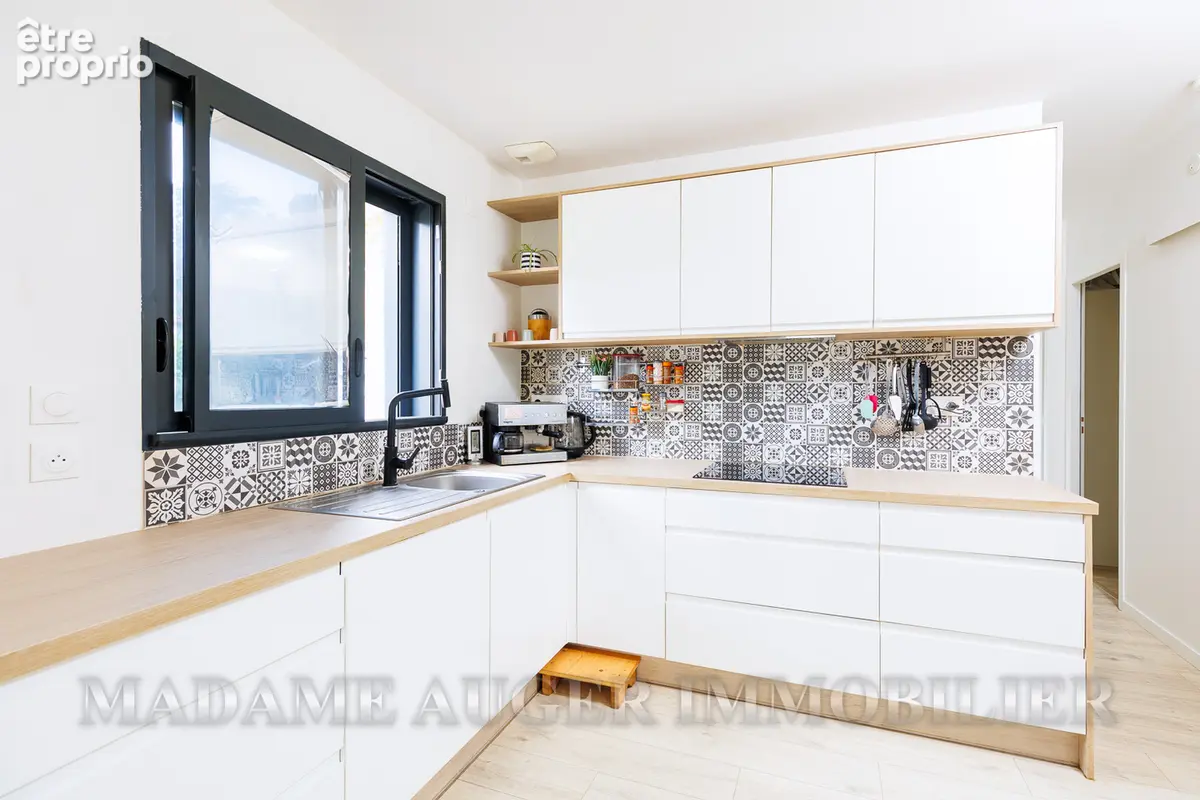 Maison  plain pied de 2022 , 53.59 m² , 3 pièces sur terrain de 550m² - photo 6