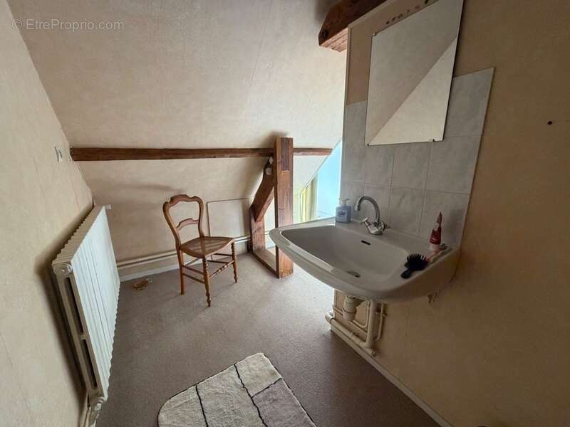 Maison à SAINT-SAUVEUR-LENDELIN