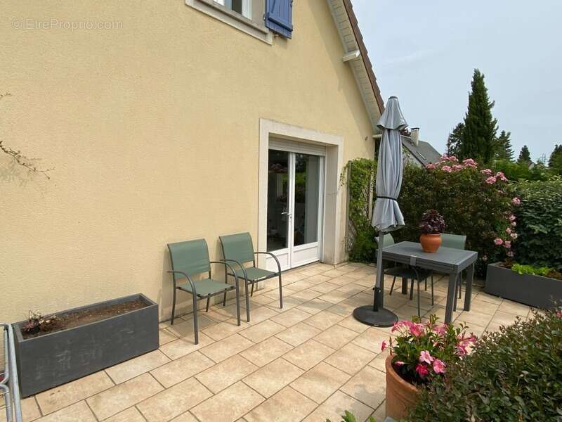 Maison à SAINT-MARTIN-AUX-CHARTRAINS