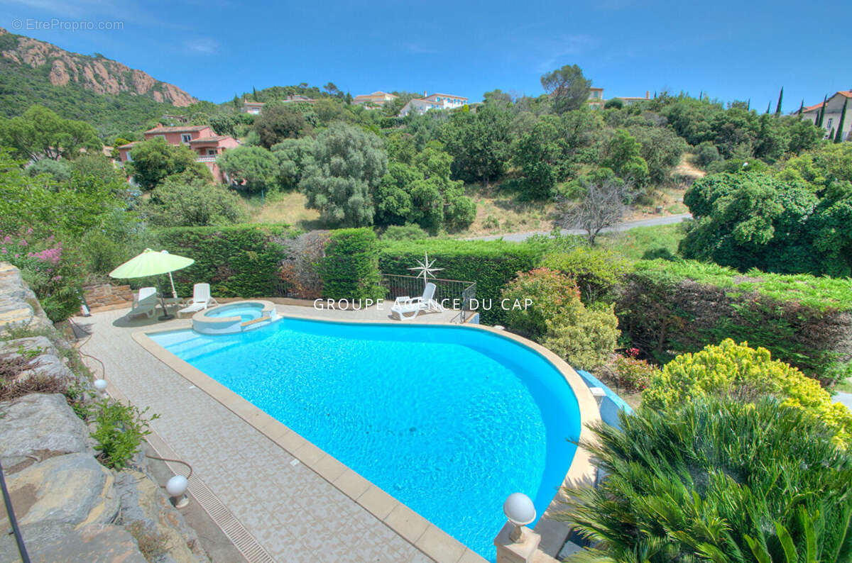 Maison à SAINT-RAPHAEL