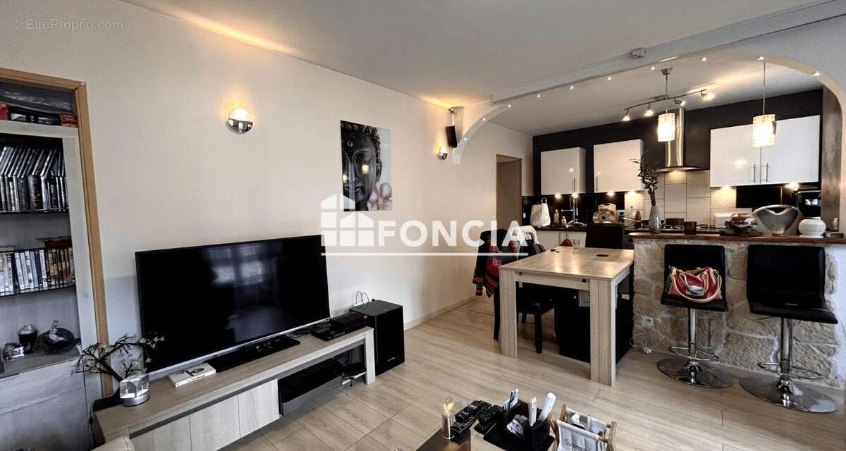 Appartement à AIX-LES-BAINS