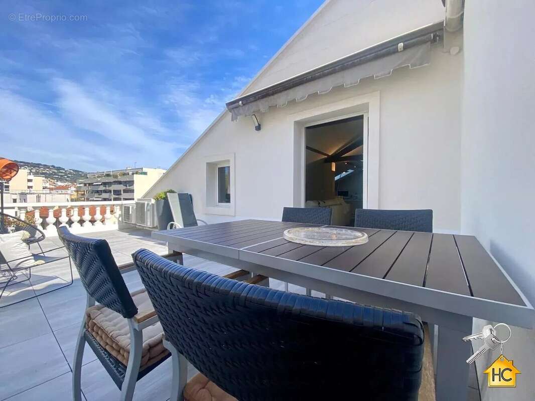 Appartement à CANNES