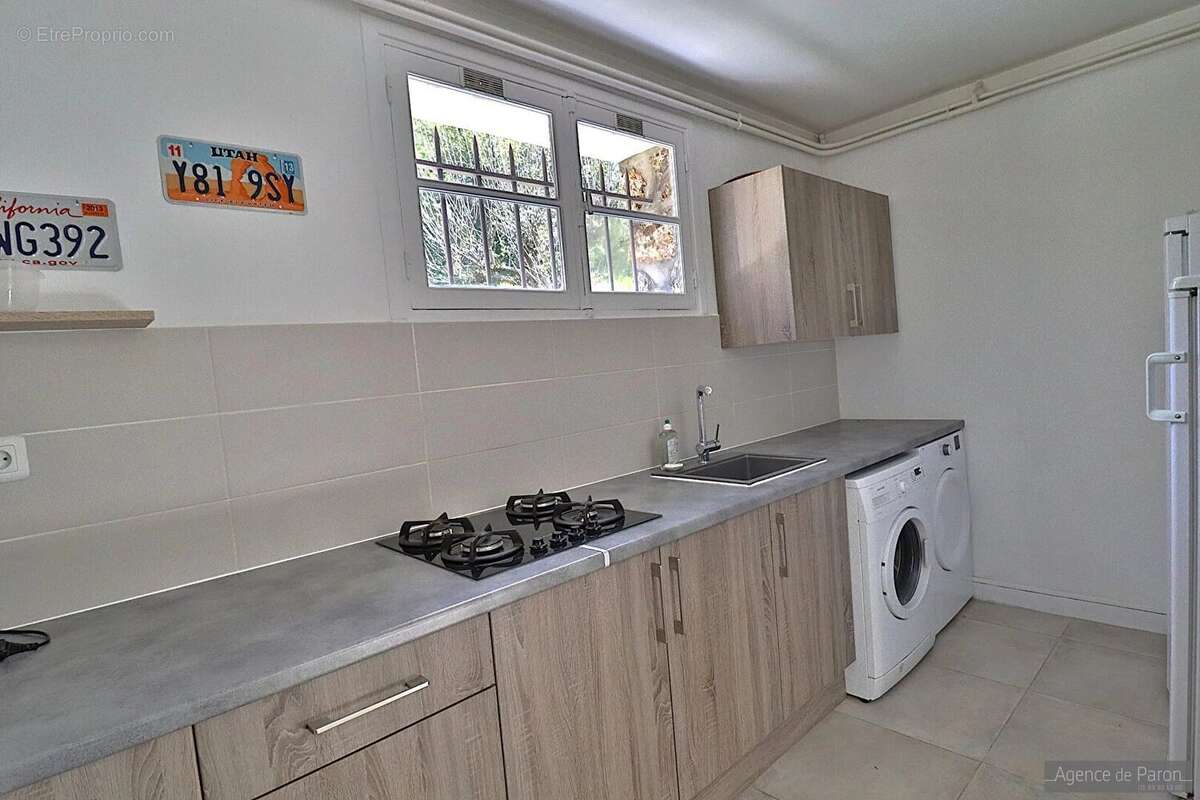 Maison à VERRIERES-LE-BUISSON