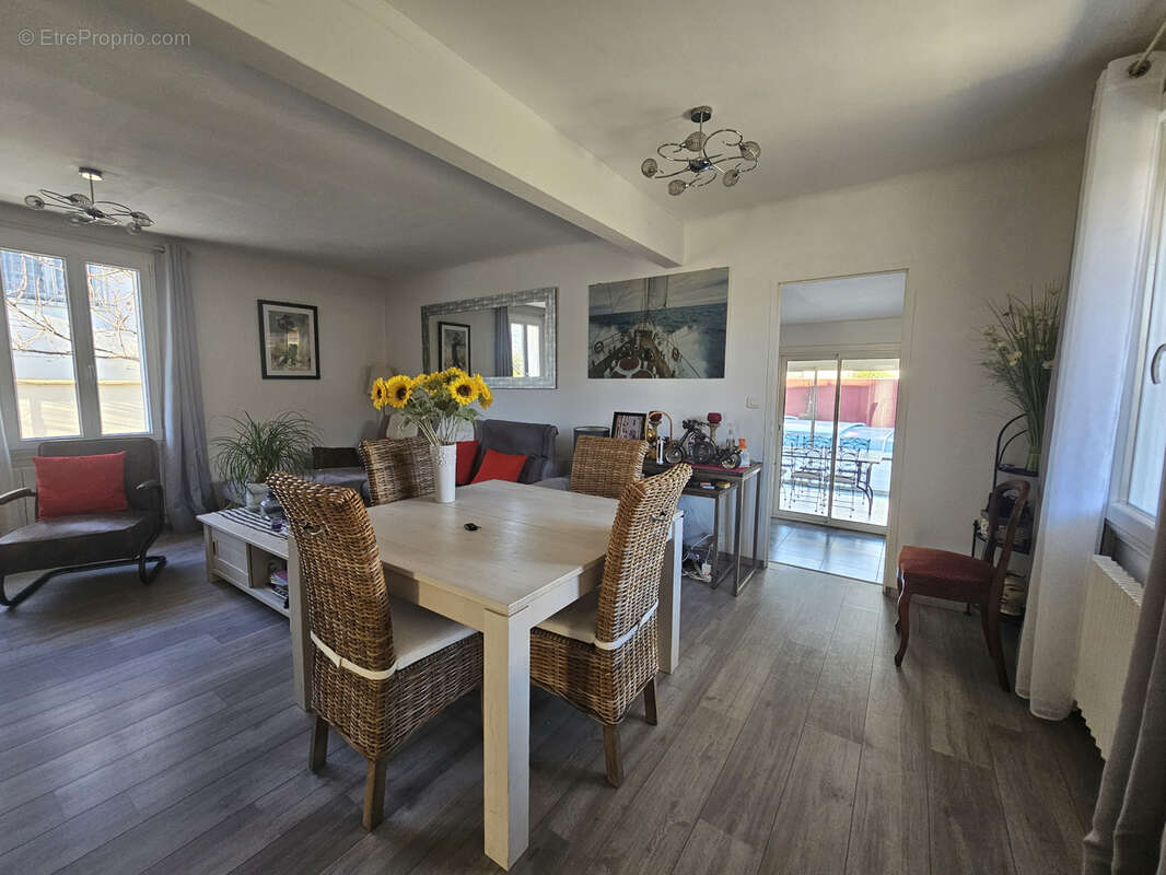 Grande maison composée de 2 appartements - 34400 - Lunel - photo 7