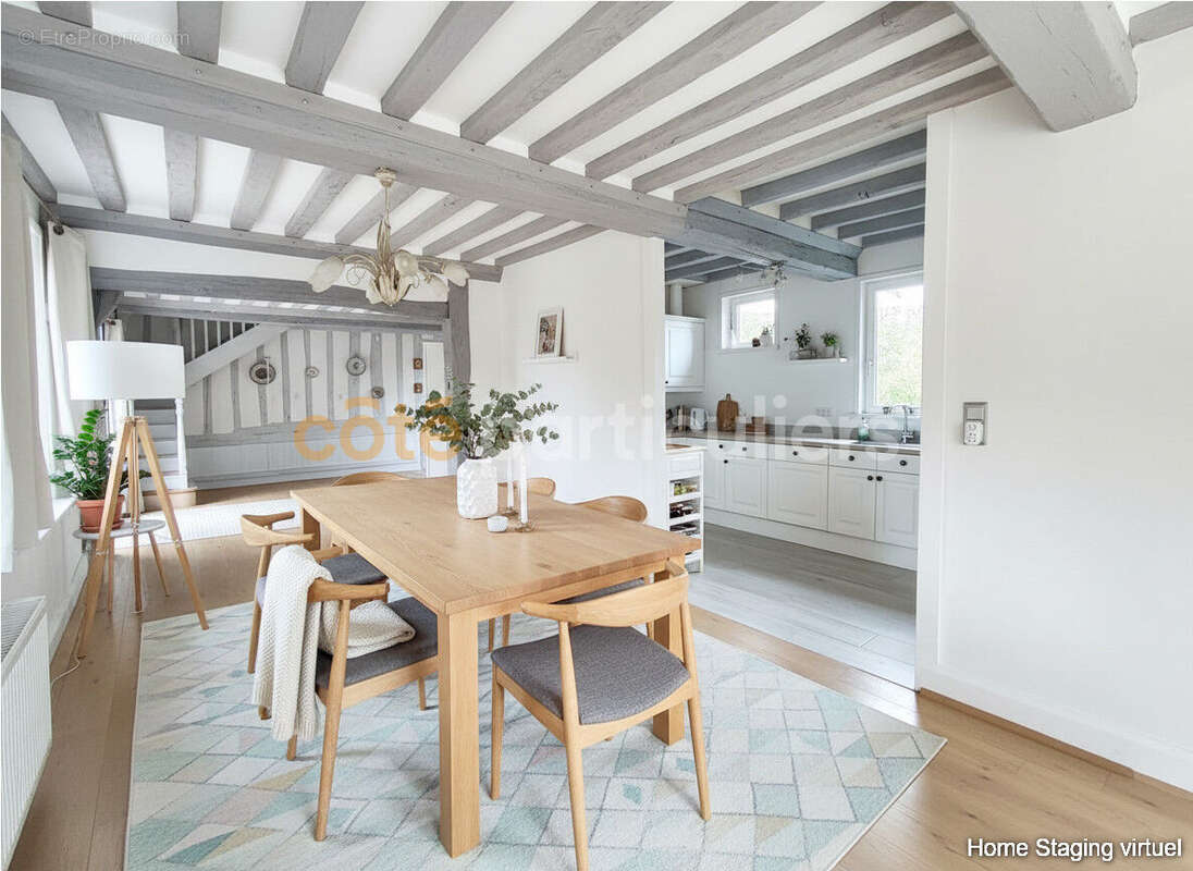 Maison à SAINT-PIERRE-SUR-DIVES