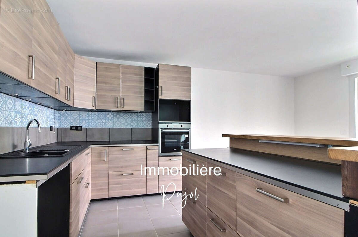 Appartement à MARSEILLE-10E