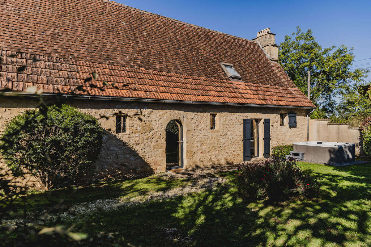 lmazalreylogissaintchamassy64 - Maison à SAINT-CHAMASSY