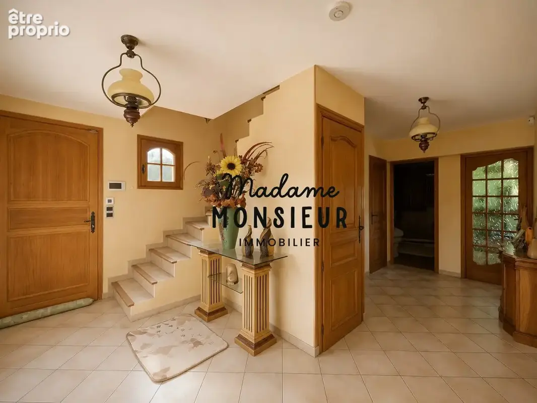 Maison 5 pièces 163 m² à vendre à Saint-Savin (38300) - photo 8