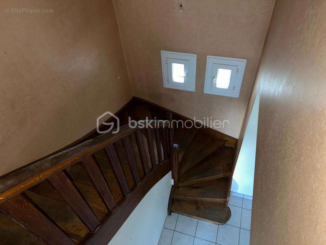 Maison à LA BAZOUGE-DU-DESERT