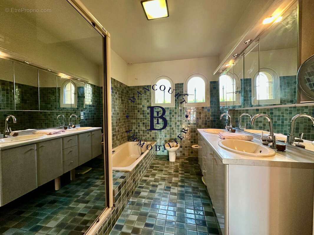 Maison à BRIVE-LA-GAILLARDE