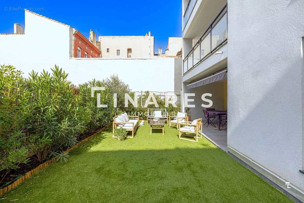 Appartement à MARSEILLE-6E