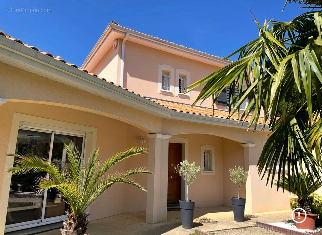 Maison 188m² à fontaine-le-comte - photo 2