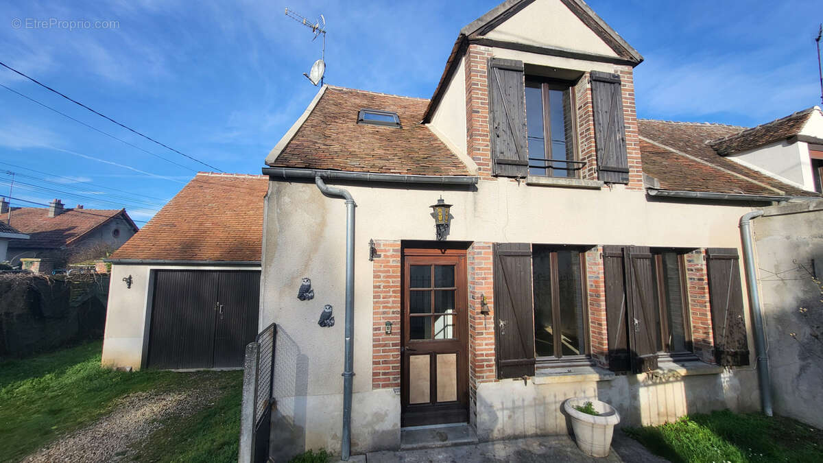 Maison à BRAY-SUR-SEINE