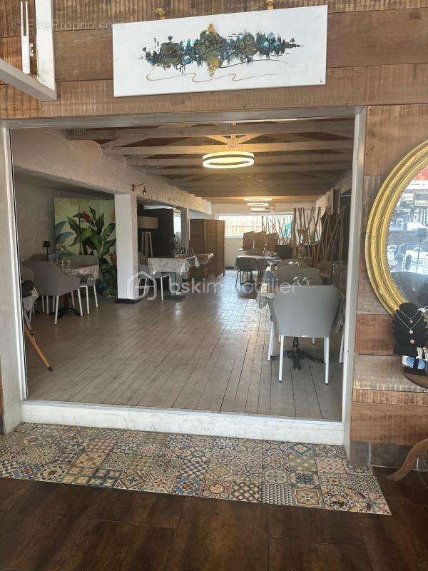 Commerce à FRONTIGNAN