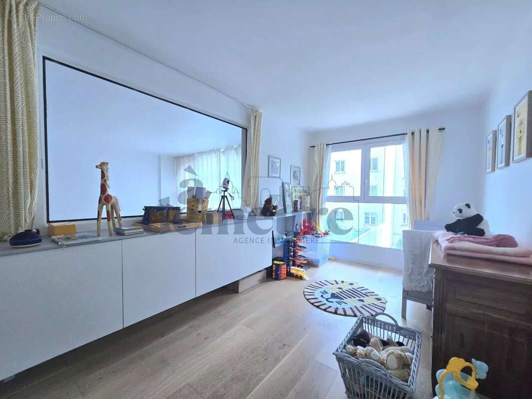 Appartement à CHAVILLE