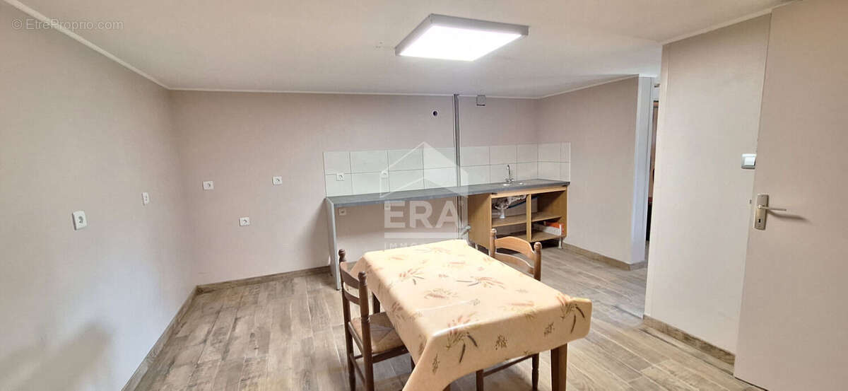 Maison à CONFRANCON