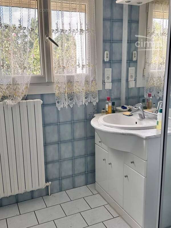 Maison à CONGIS-SUR-THEROUANNE