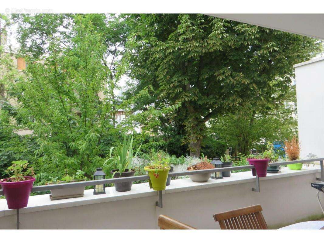 Appartement à COLOMBES