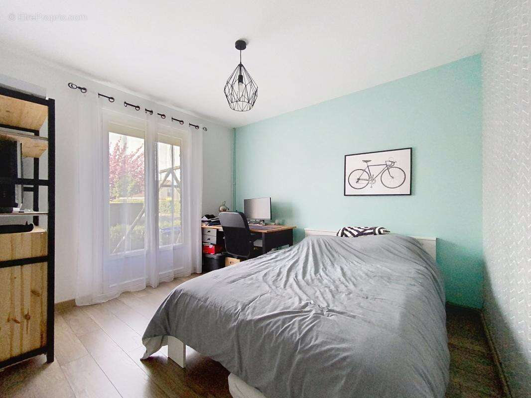 Maison à LA CHAPELLE-D'ARMENTIERES