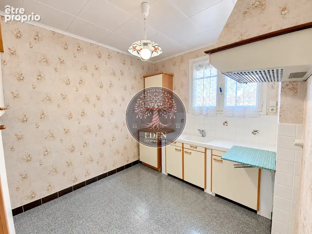 Maison sur sous-sol total dans secteur calme et recherché - photo 2