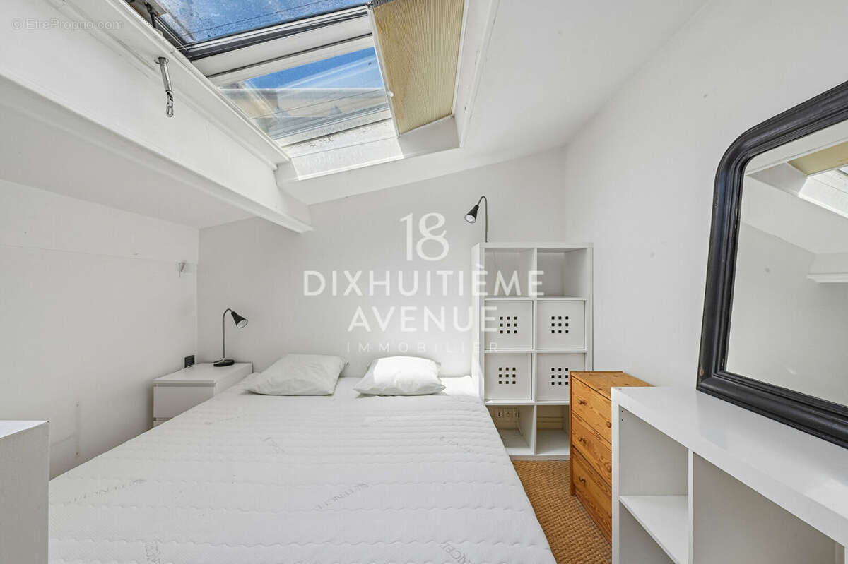 Rue des Sablons, 2ème étage, appartement avec mezzanine et balcon - photo 11