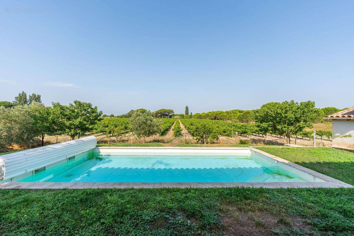 Maison à SAINT-LAURENT-D&#039;AIGOUZE