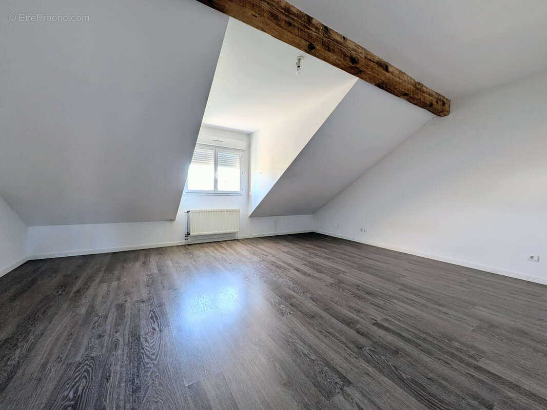 Maison à JARVILLE-LA-MALGRANGE