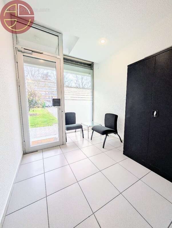 Commerce à RAMONVILLE-SAINT-AGNE