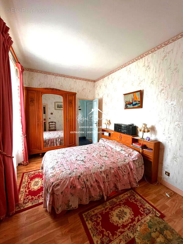 Chambre RDC - Maison à LOCHES