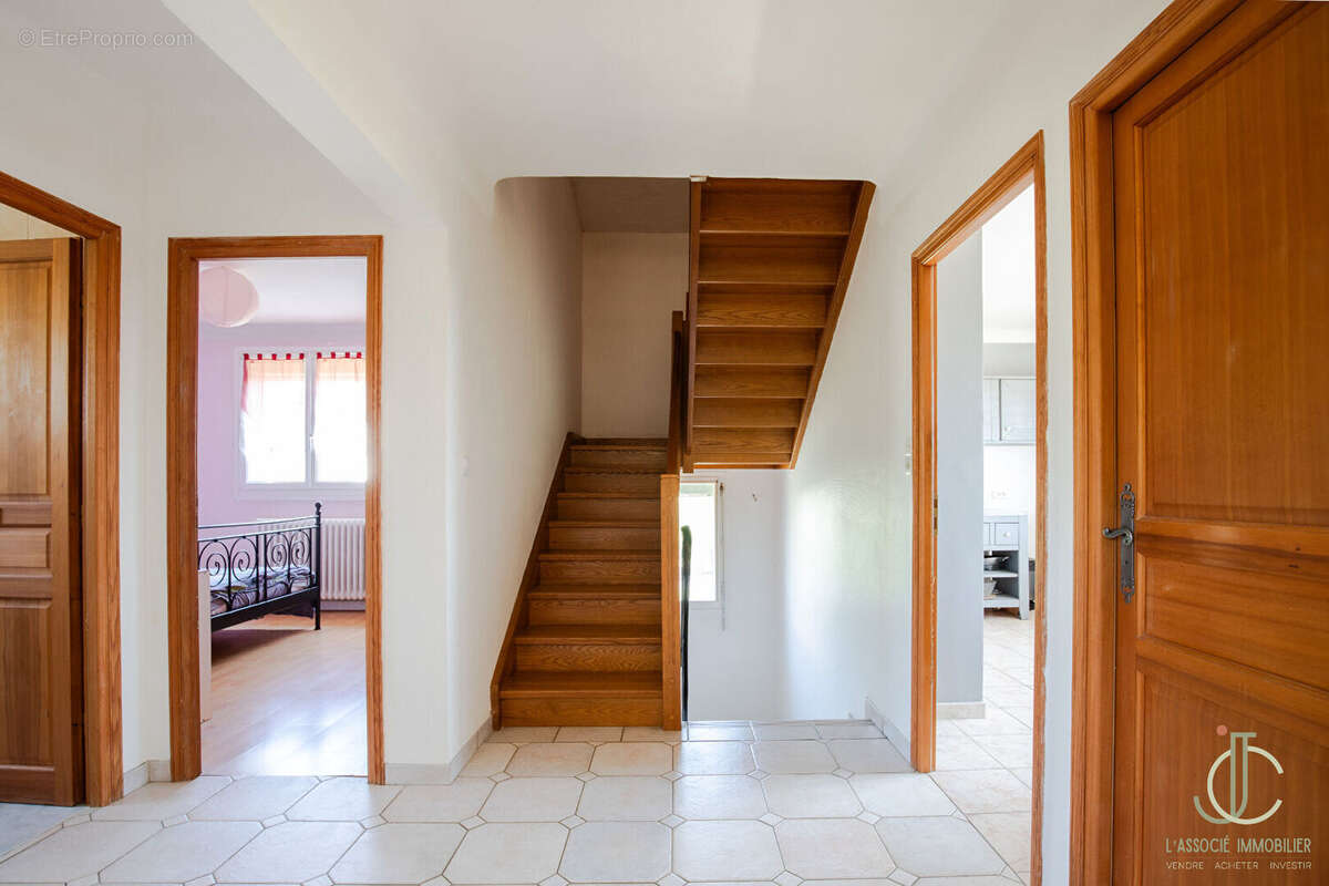 Maison à LAITRE-SOUS-AMANCE
