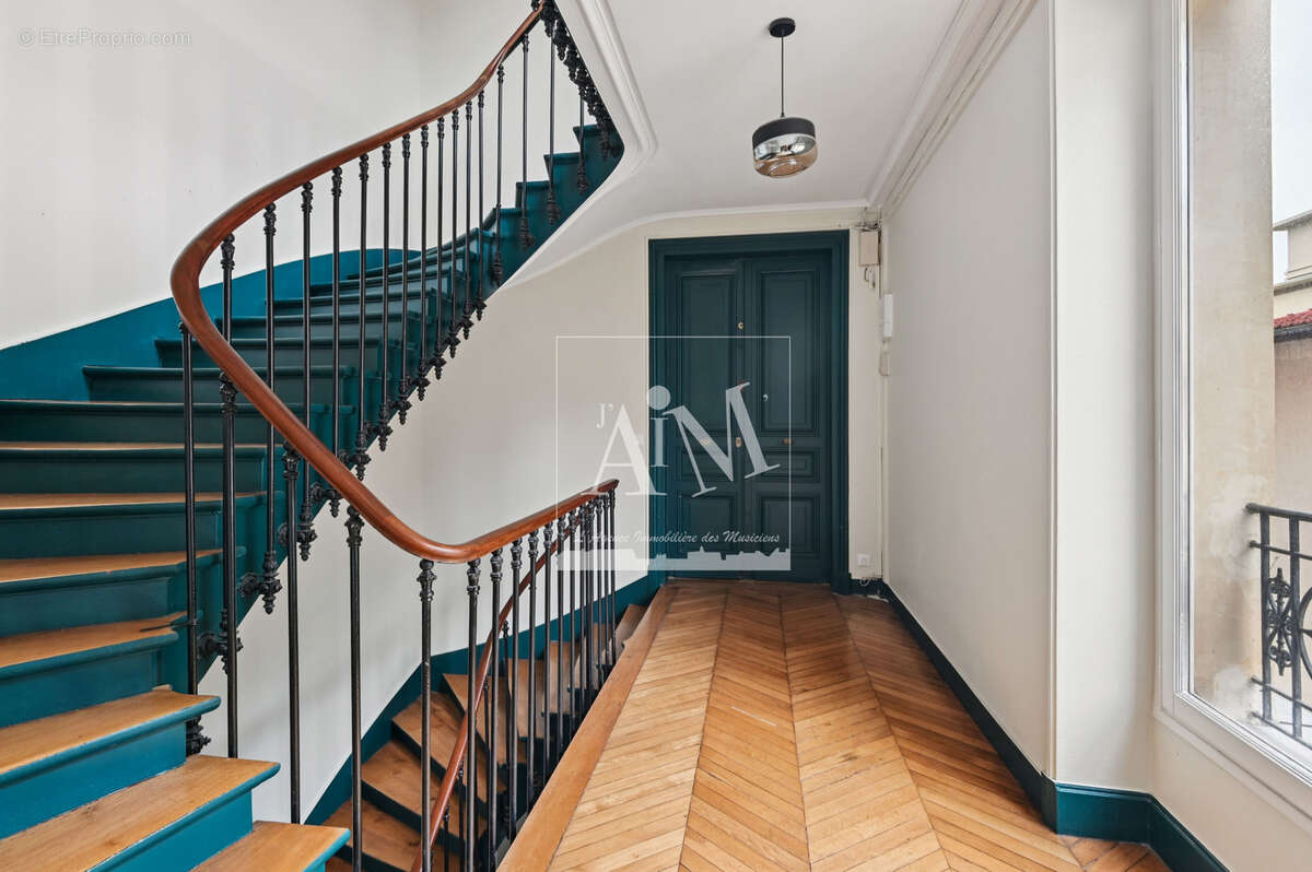 Appartement à NANTERRE