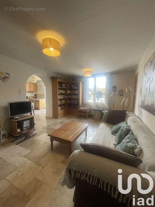 Photo 2 - Maison à SENAS