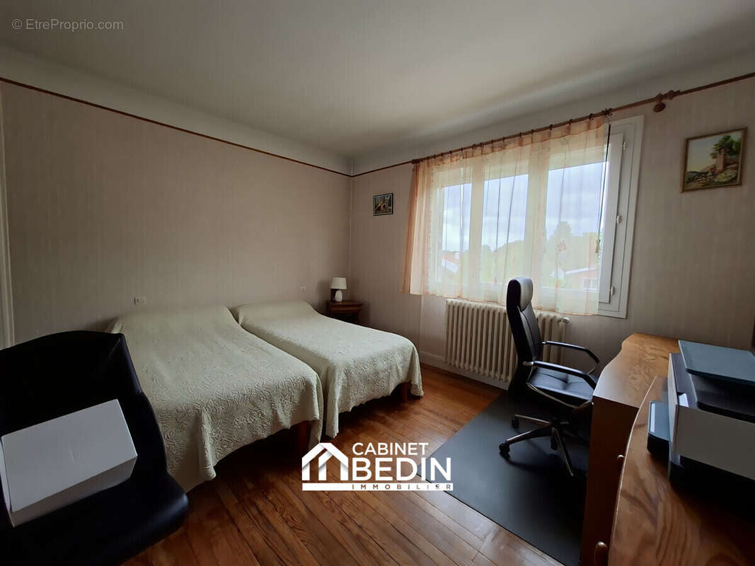 Maison 152 m² à Saint-Orens-De-Gameville  - photo 6