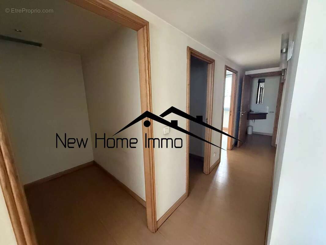 Appartement à MARSEILLE-6E